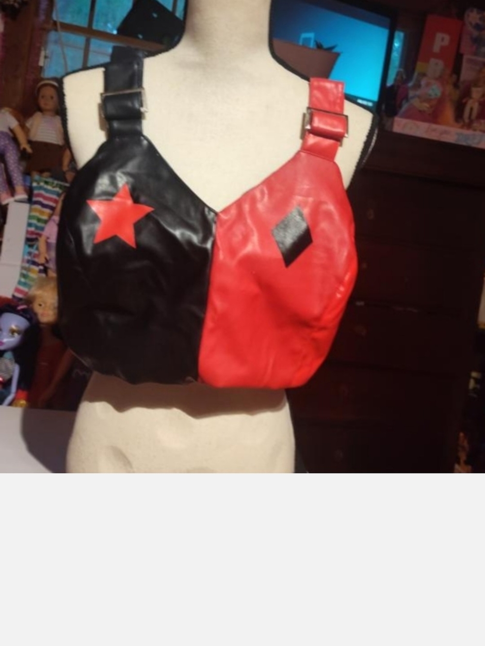 Harley Quinn Cosplay Costume - Picture 2 of 3